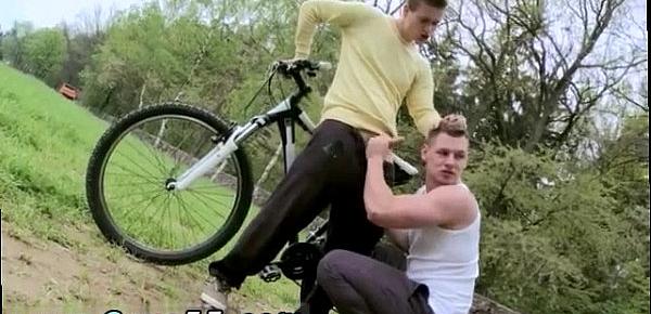  Male naked outdoors gay tumblr Outdoor Anal Sex On The Bike Trails